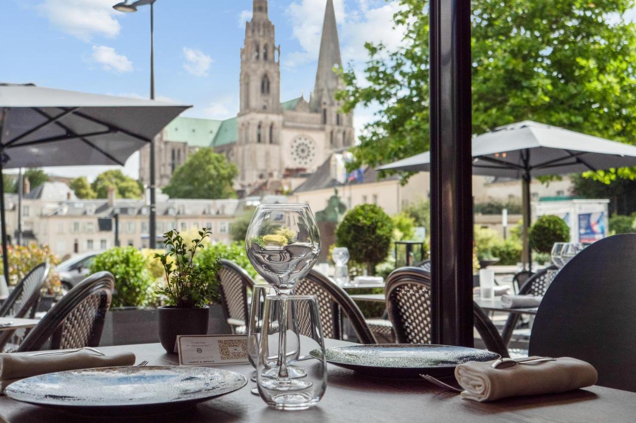 Le Boeuf Couronne - Hotel & Restaurant Chartres- Logis Hotels Exteriör bild